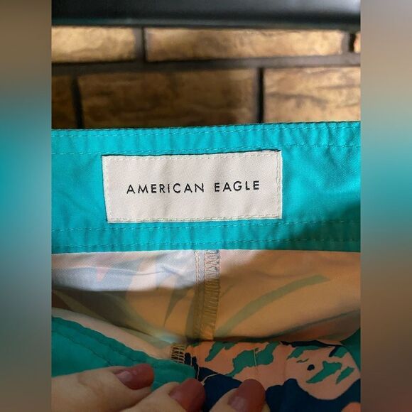 Tropical swim / board shorts - Picture 6 of 6